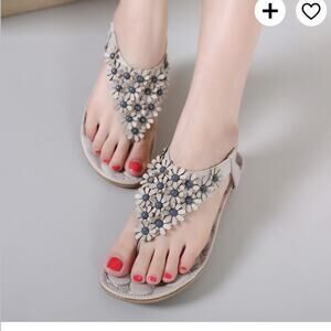 Siketu Gray Floral Beaded Embellished  Slingback Thong Sandals, EUC, Size 8